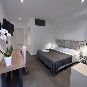 2* Hotel Chiara